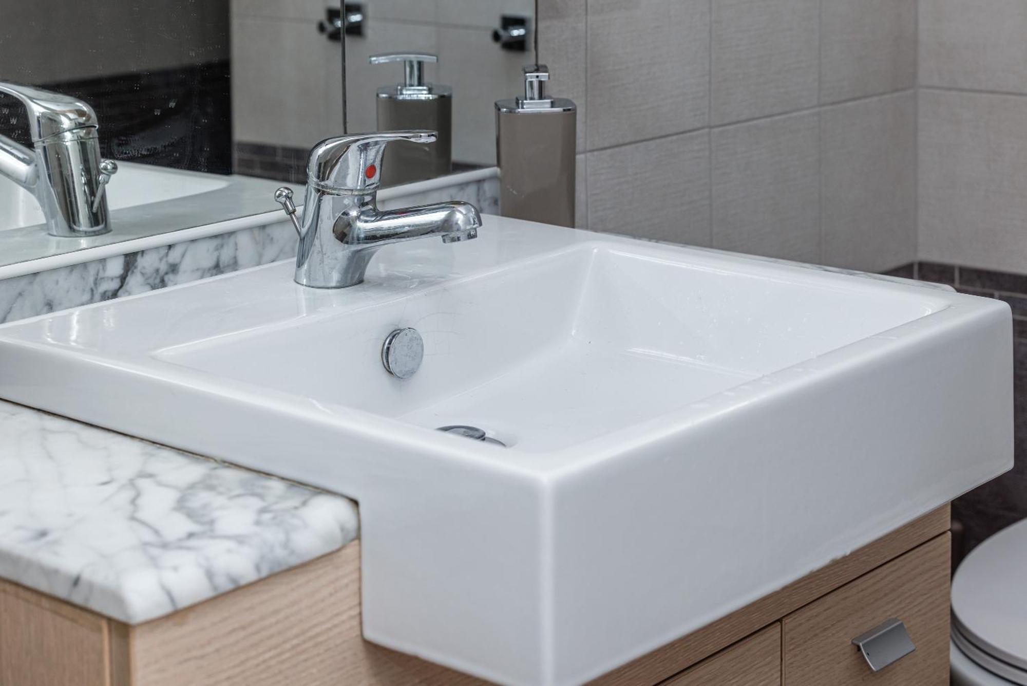 Casetta Ginevra - Close To Metro C Appartement *